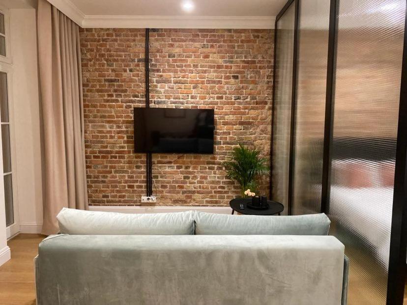 Apartament Aleja 22 Познан Екстериор снимка