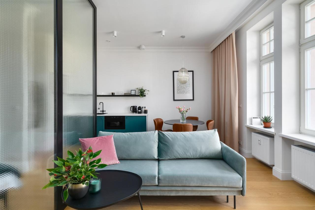 Apartament Aleja 22 Познан Екстериор снимка