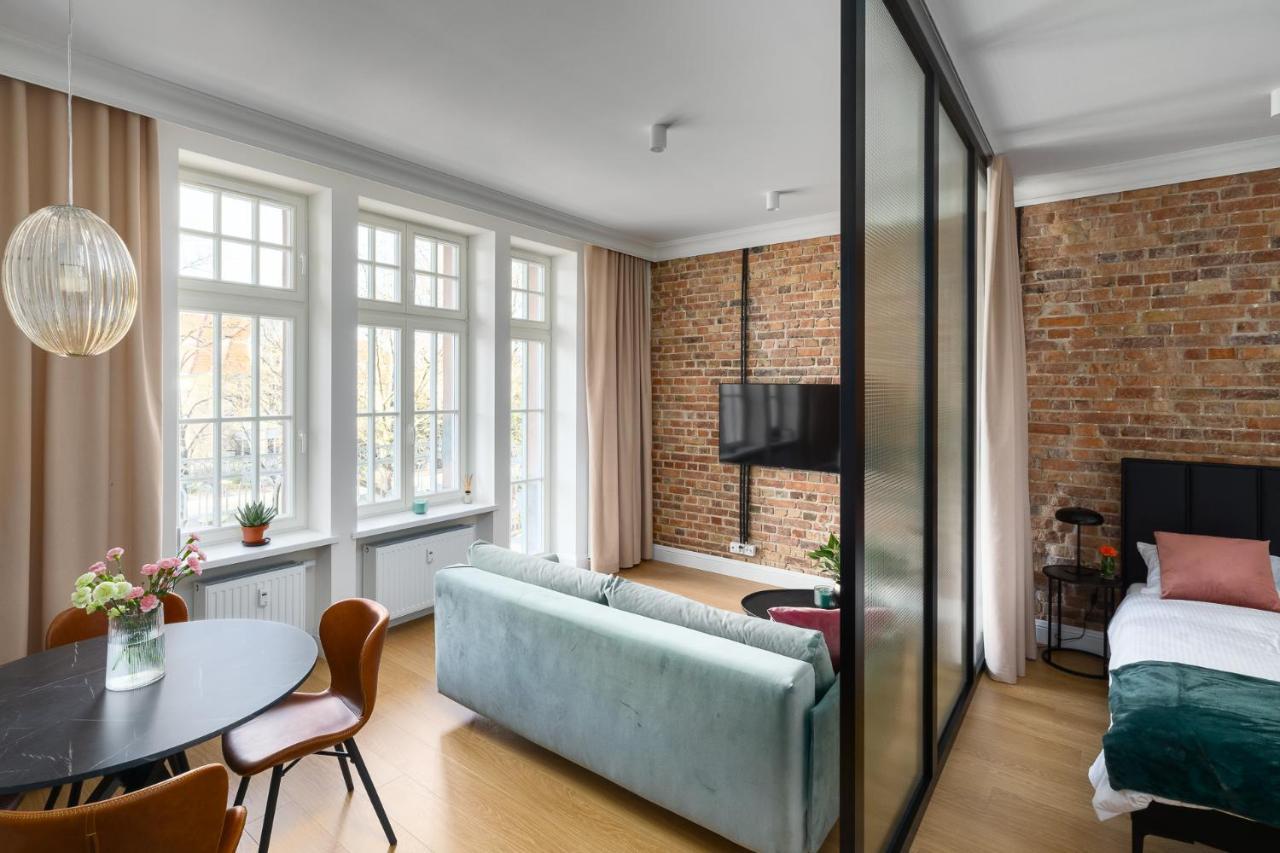 Apartament Aleja 22 Познан Екстериор снимка